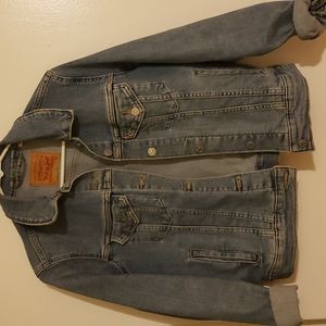 Size M Levi Denim Jacket Medium Wash